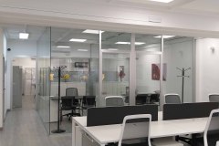 Mamparas y Divisiones Acristaladas para Oficinas en Barcelona FUAL-1
