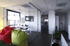 Mamparas y Divisiones Acristaladas para Oficinas en Barcelona