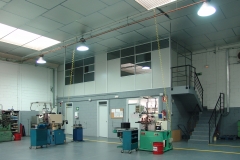 Mamparas y divisiones de oficina y despachos para altillos en Barcelona