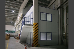 Mamparas y divisiones de oficina y despachos para altillos en Barcelona