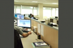 Biombos / separaciones de mampara para oficinas y despachos en Barcelona