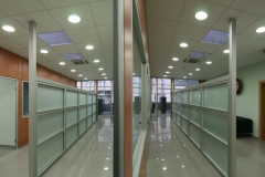 Biombos / separaciones de mampara para oficinas y despachos en Barcelona