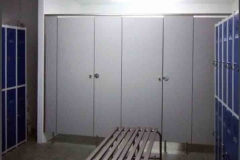 Cabinas fenolicas en Barcelona, aseos vestuarios Barcelona